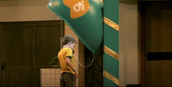 De acordo com empresa, assembleia foi instalada nesta terça-feira, conforme previsto, mas teve sua suspensão aprovada até dia 25. Claro, Vivo e TIM compram operação de celular da Oi por R$ 16,5 bilhões